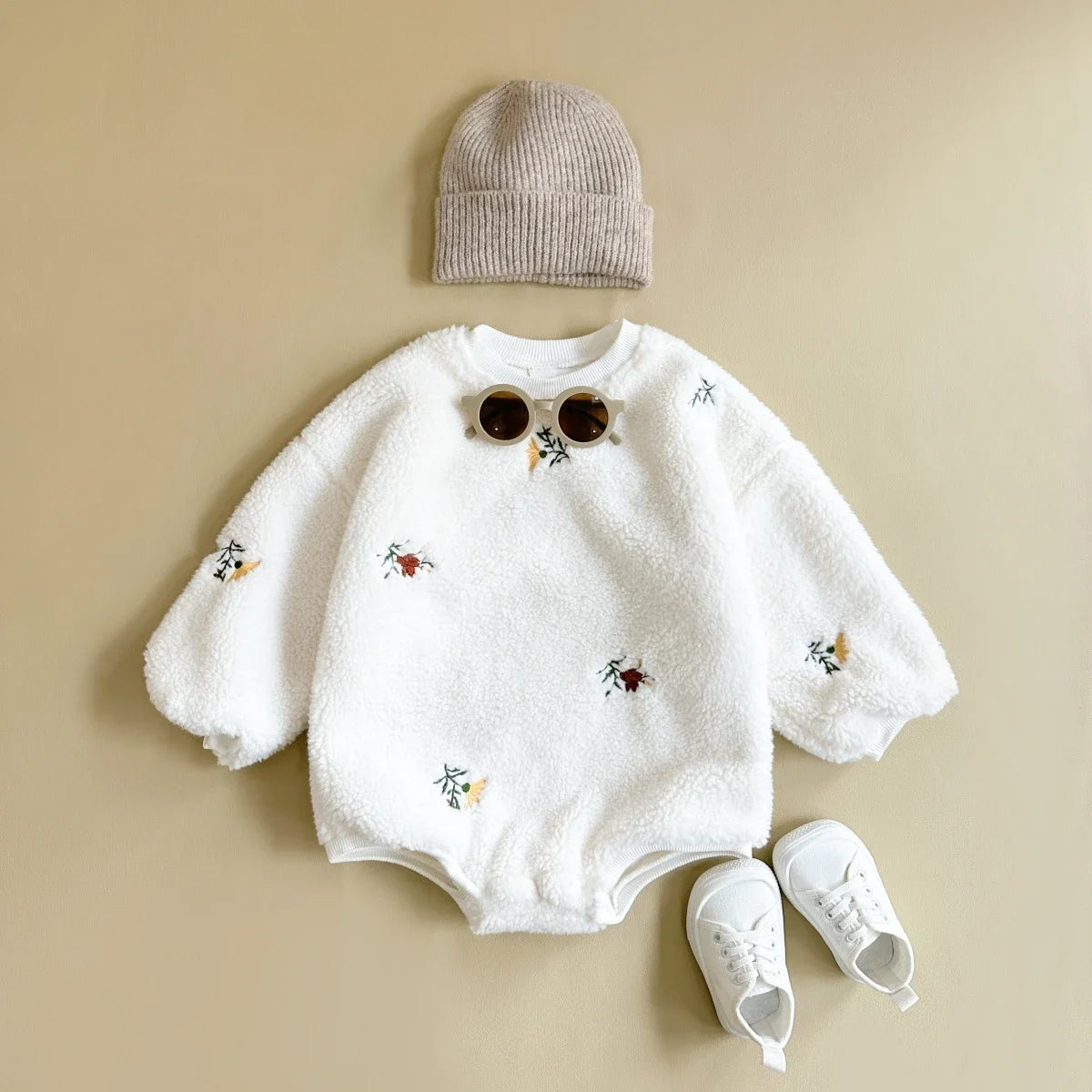 Floral Pattern White Romper Fleece