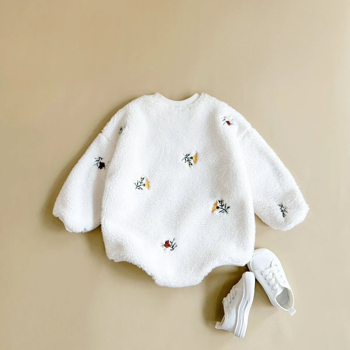 Floral Pattern White Romper Fleece